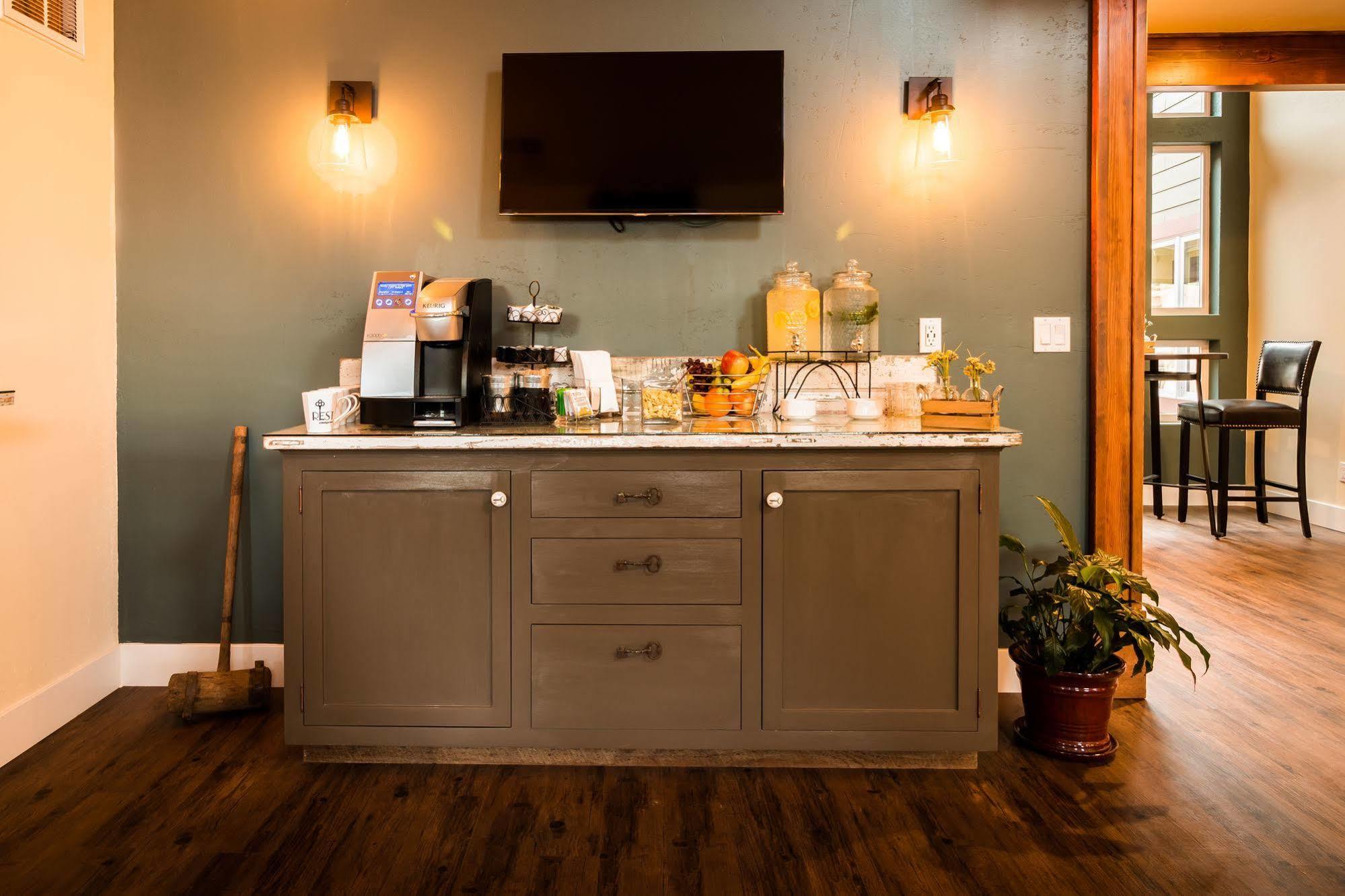 Rest, A Boutique Hotel Plymouth Ngoại thất bức ảnh
